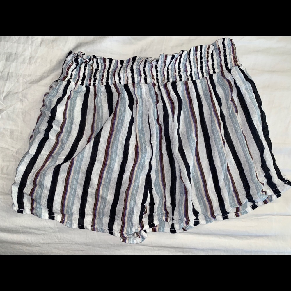 Urban outfitters Lounge Shorts size M/L